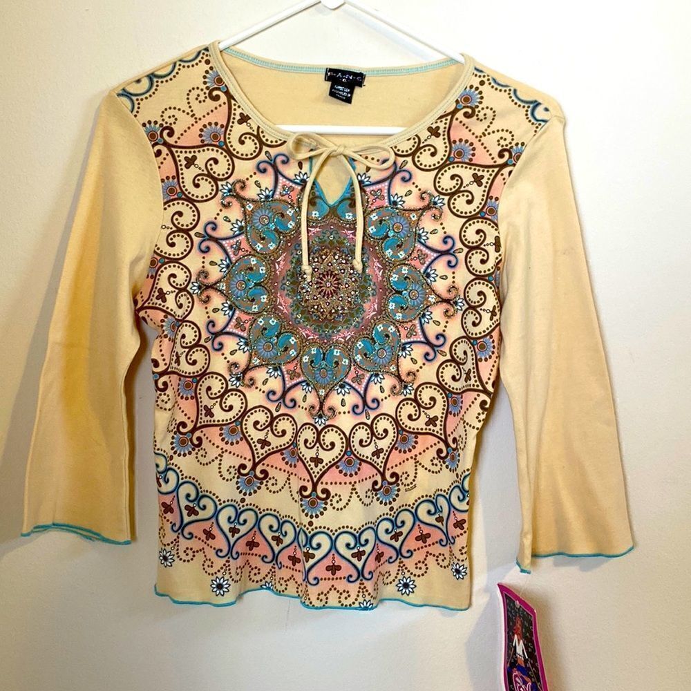 F.A.N.G T-shirt Sparkly Print on Front  with Aqua Stitching XL NWT